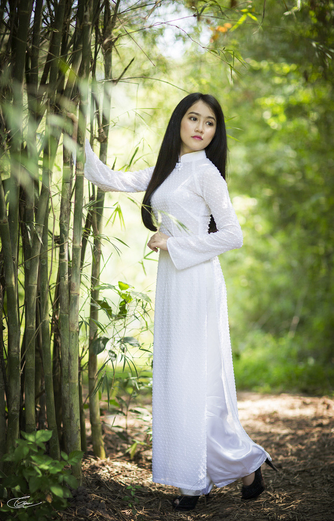 学生挺进老师的小窄肉里
